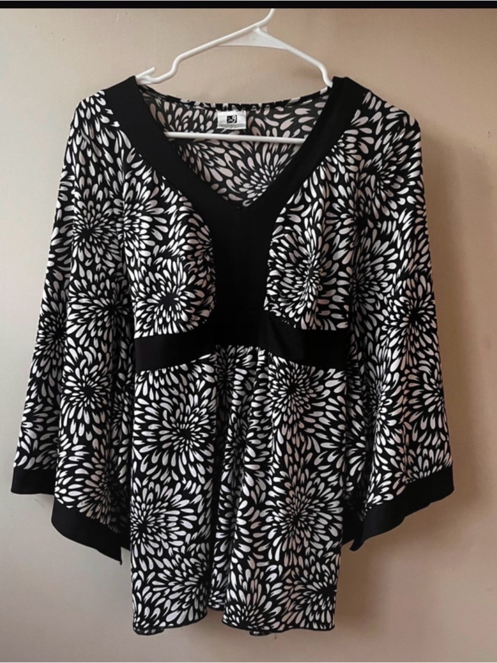International Newport Group Floral Bell Sleeve Tunic Top XL